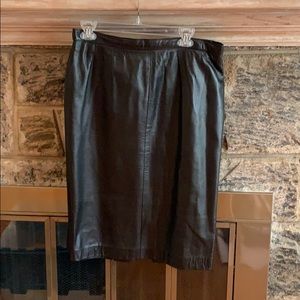 Women’s Vintage Leather Skirt.